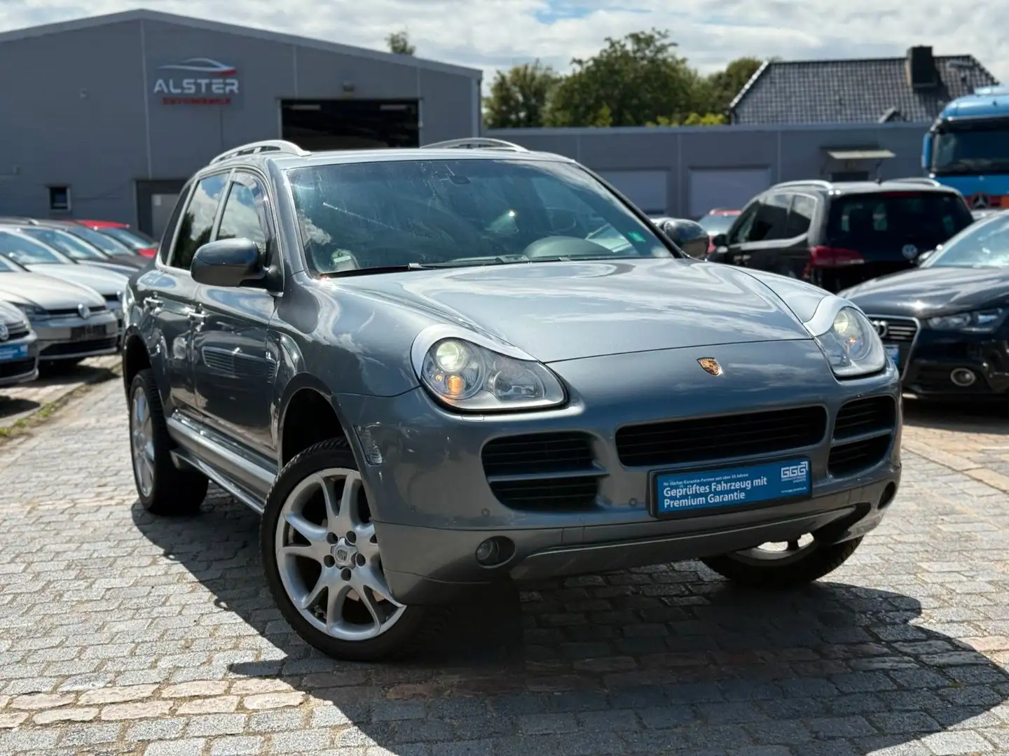 Porsche Cayenne S 4,5 Allrad Automatik *BOSE* - 1
