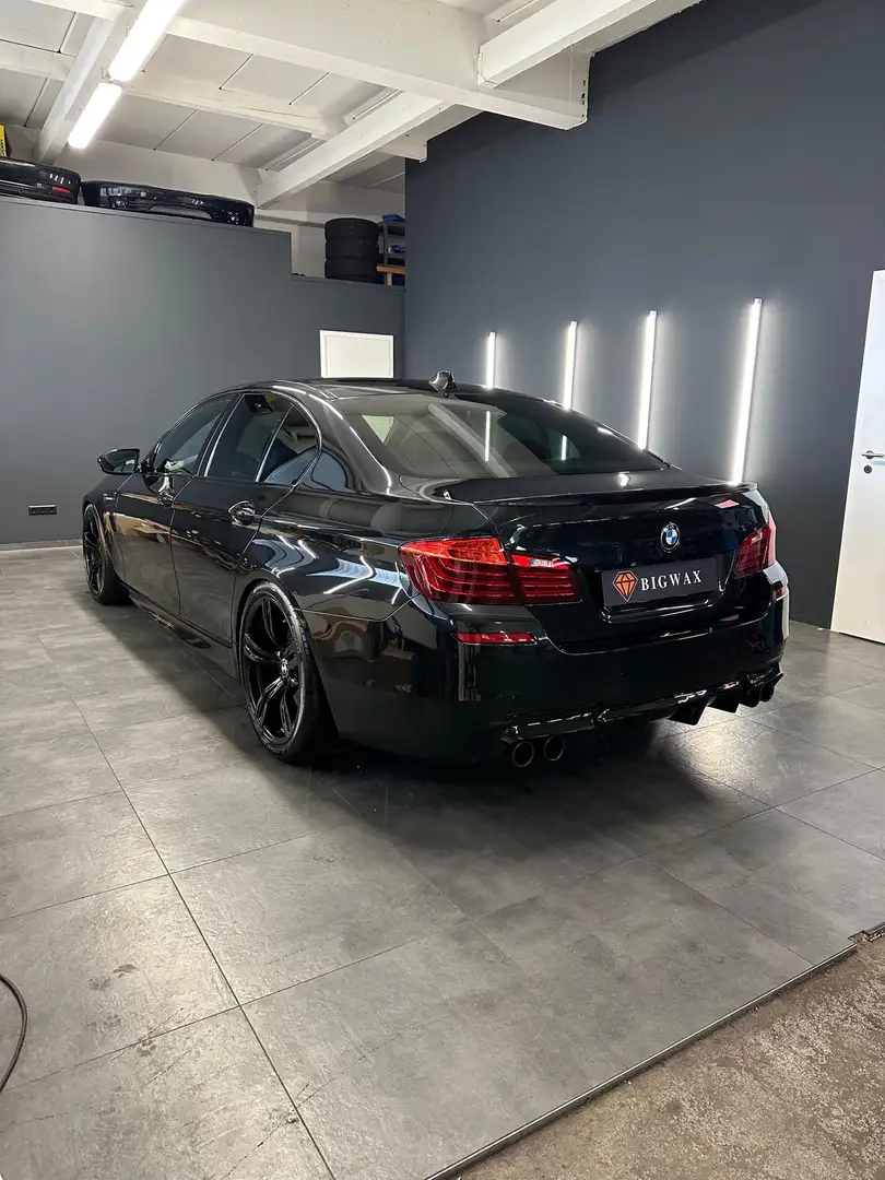 BMW M5 Basis Schwarz - 2