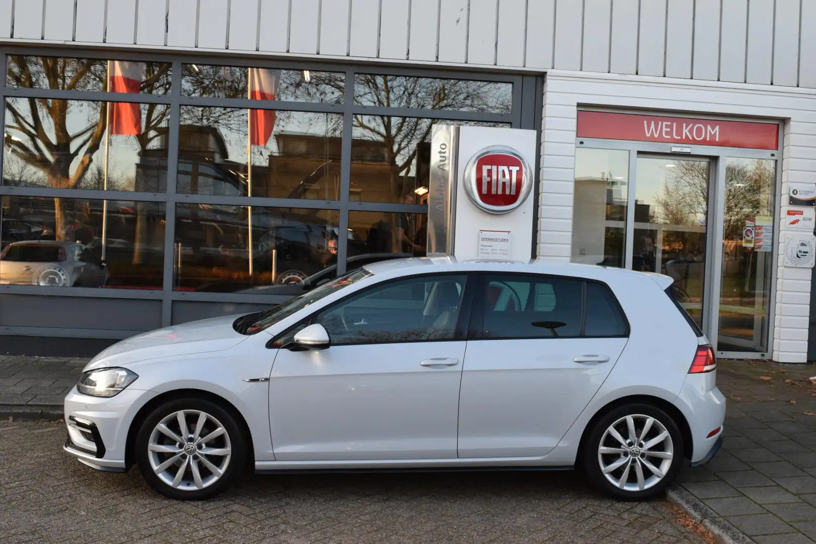 Volkswagen Golf 1.0 TSI Comf. Bus.|R-Line|Carplay|ACC|Massage Blanc - 2