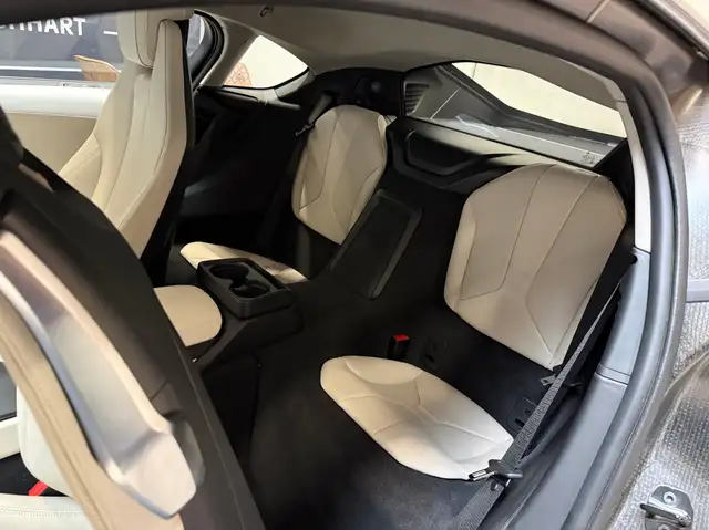 BMW i8 Coupé NUR 1.950 KM Ansicht 15
