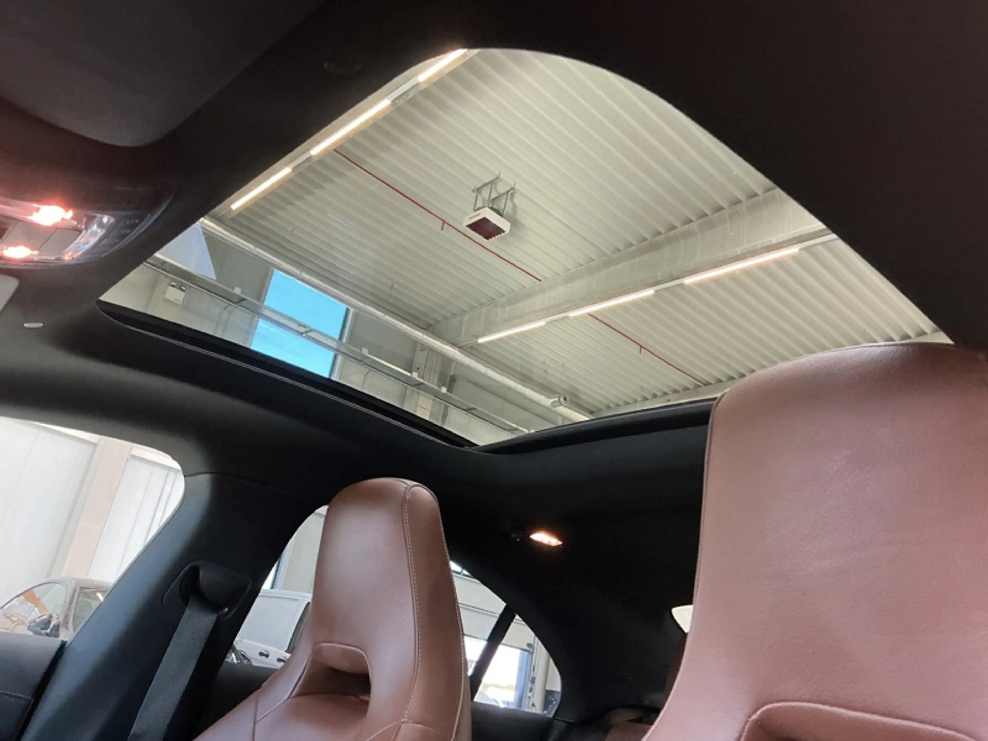 Mercedes-Benz CLA 250 e Coupé AMG Pack Night Toit Pano — photo 14
