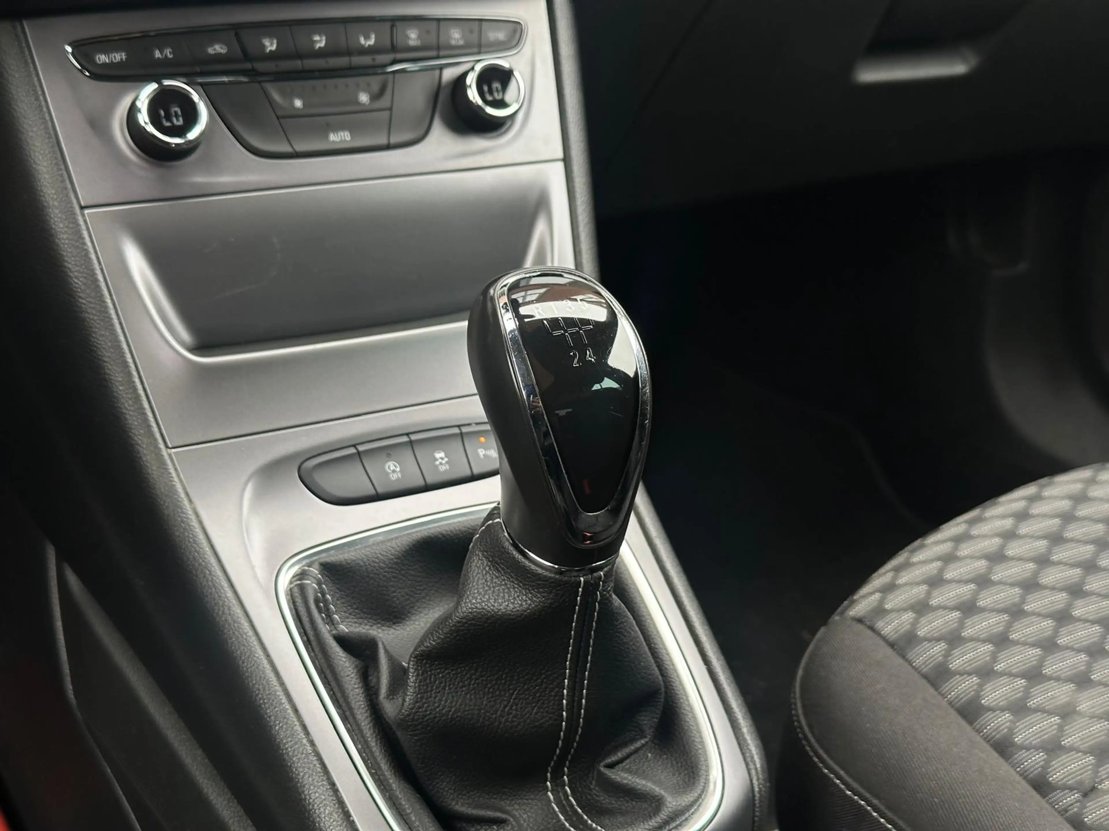 Opel Astra 1.0 5-Deurs Online Edition Camera — photo 25
