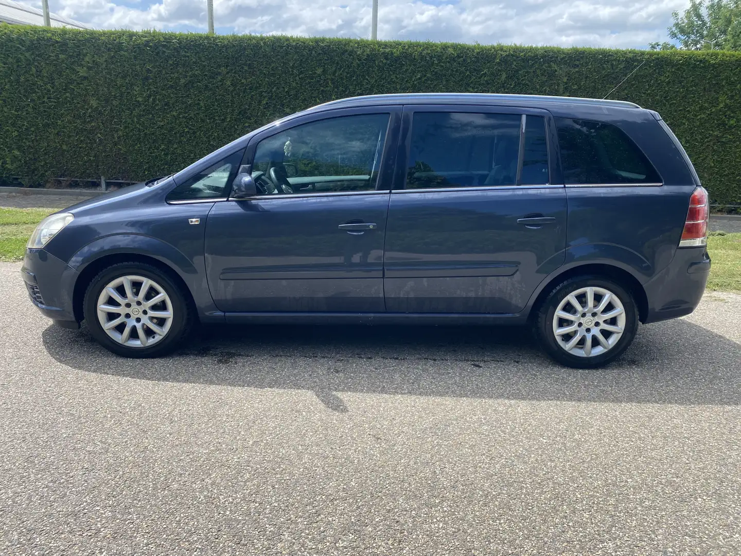 Opel Zafira 1.8 Executive airco 7 persoons export !!! Grigio - 2