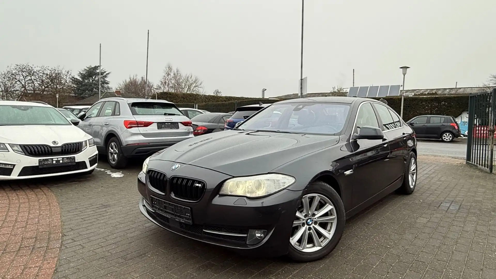 BMW 530 Limousine 530d xDrive| AUTOMATIK | KAMERA| XENON Gris - 2