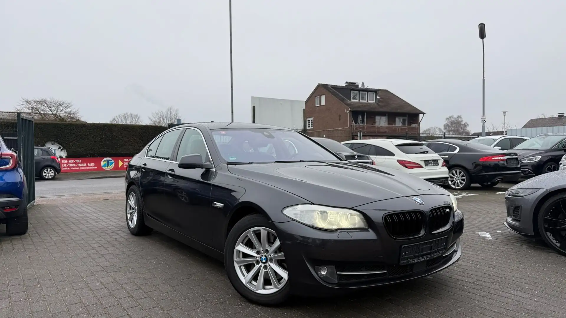 BMW 530 Limousine 530d xDrive| AUTOMATIK | KAMERA| XENON Gris - 1