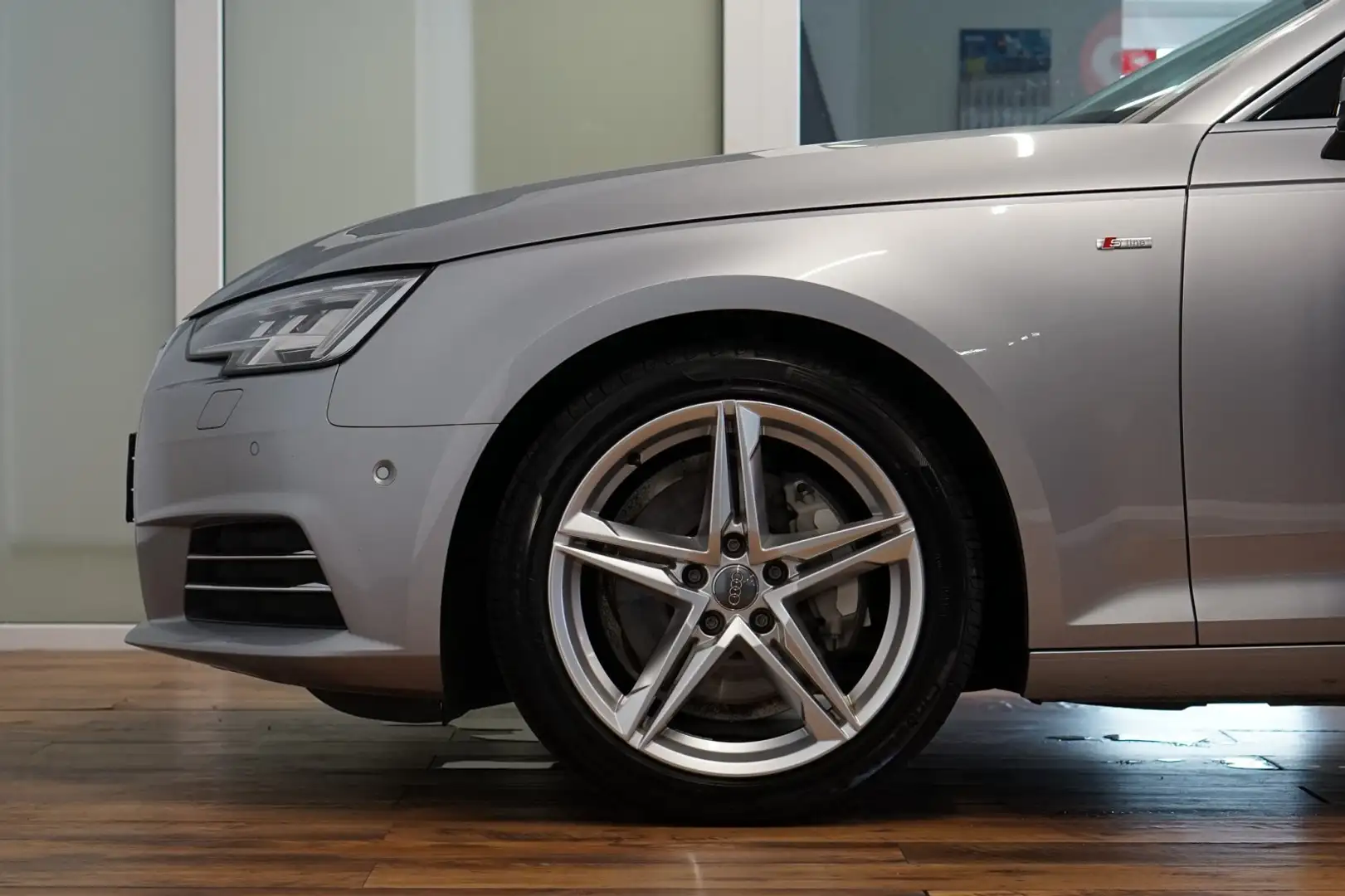 Audi A4 2.0 TDI Avant quattro|S-LINE|MATRIX|HUD|B&O Argent - 2