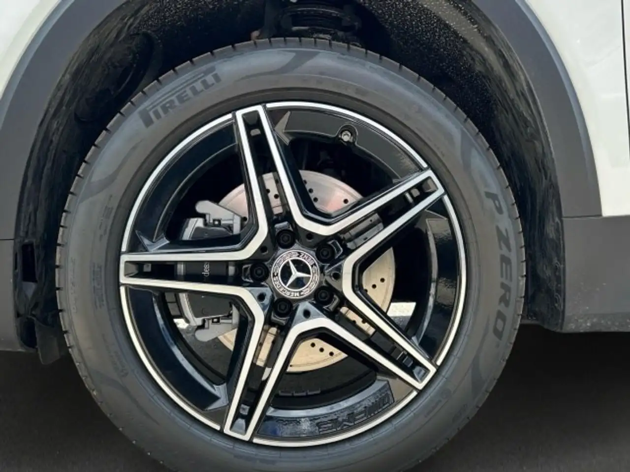 Mercedes-Benz GLB 2026