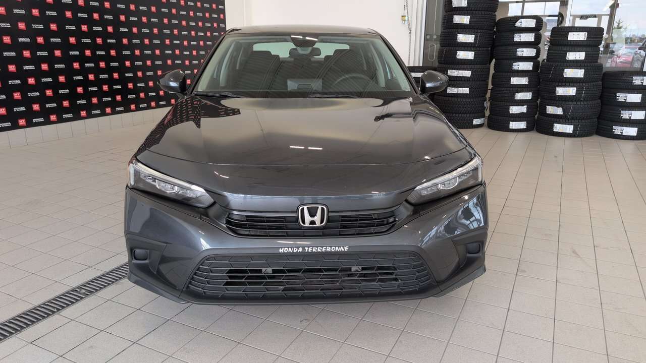 2024 Honda Civic LX-B Retour de location, très bas kilométrage! — снимка 1