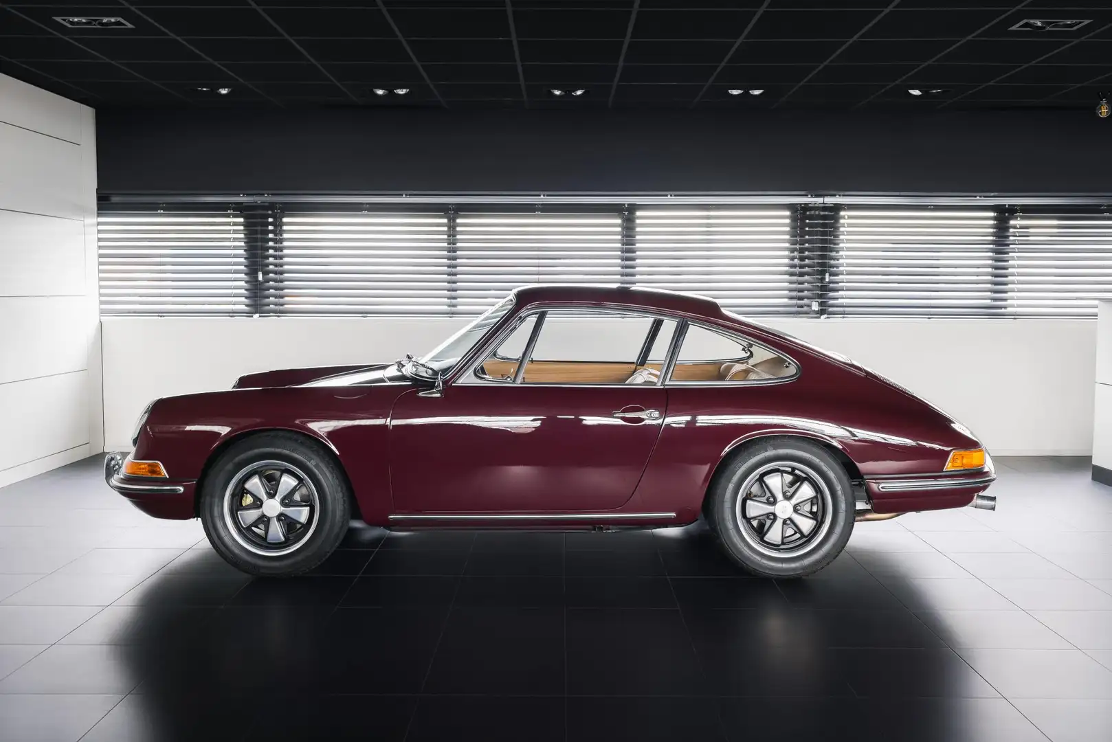 Porsche 911 t SWB Czerwony - 1