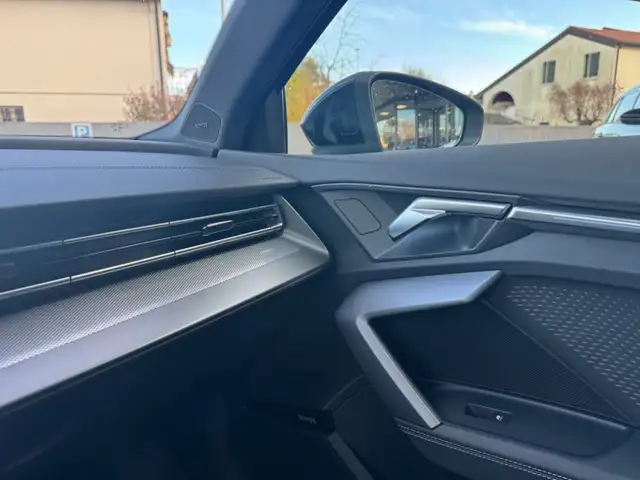 Audi A3 view 13