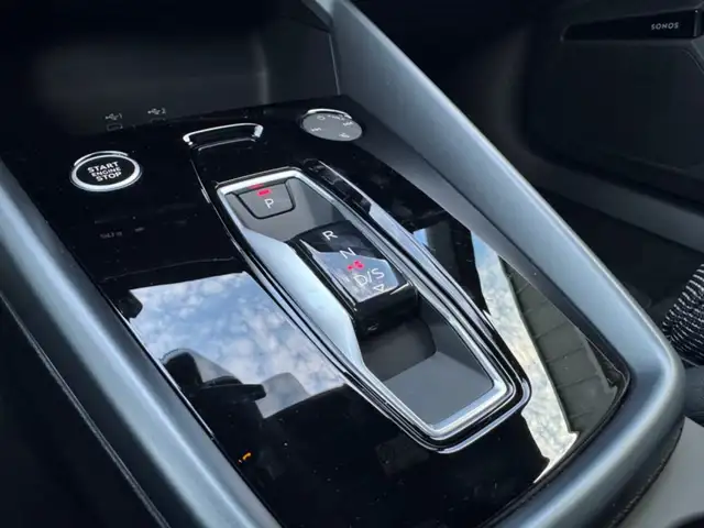 Audi A3 view 11