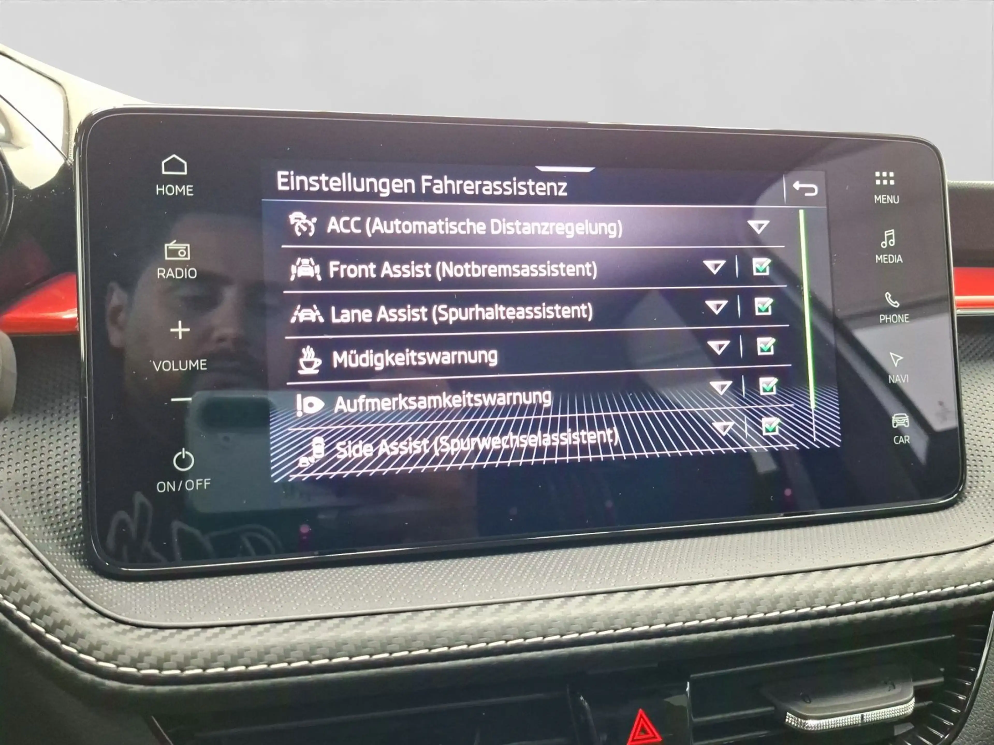 Skoda Fabia 1.0 TSI Monte Carlo PARKLENK ALARM NAVI LM — photo 12