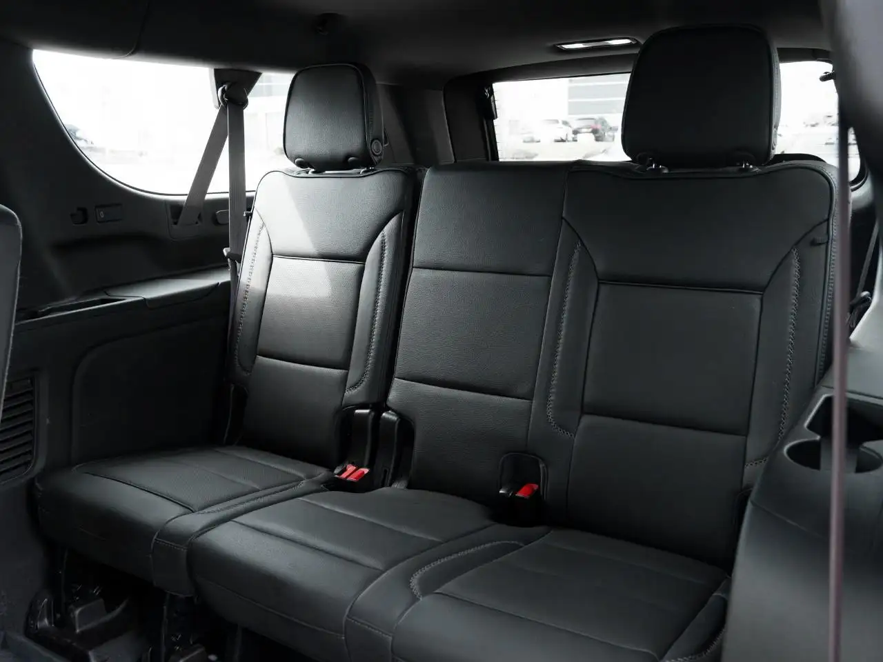 GMC Yukon снимка GMC Yukon