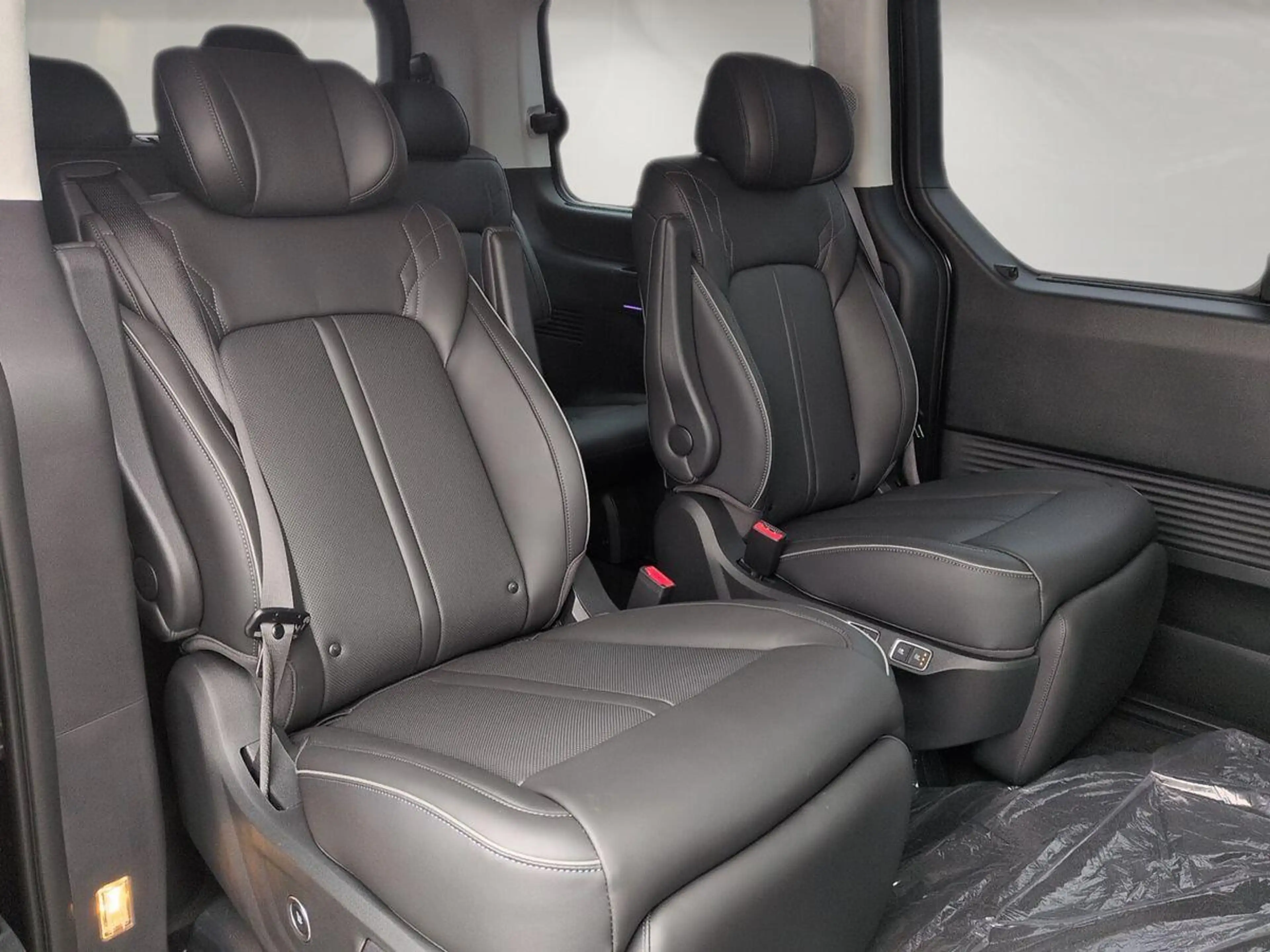 Hyundai STARIA Signature 1.6L / 360° Kamera / Sitzklima — photo 5