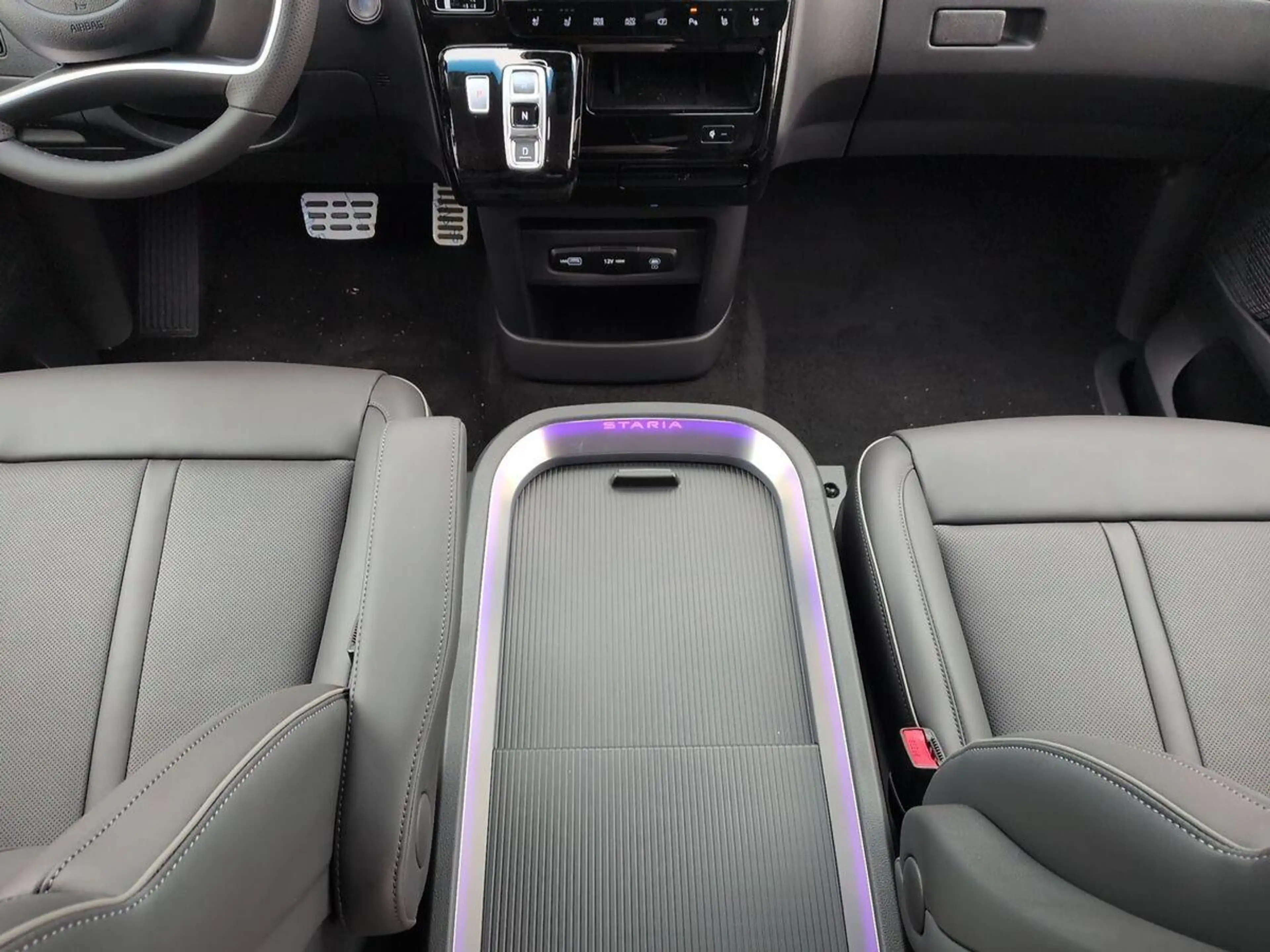 Hyundai STARIA Signature 1.6L / 360° Kamera / Sitzklima — photo 3