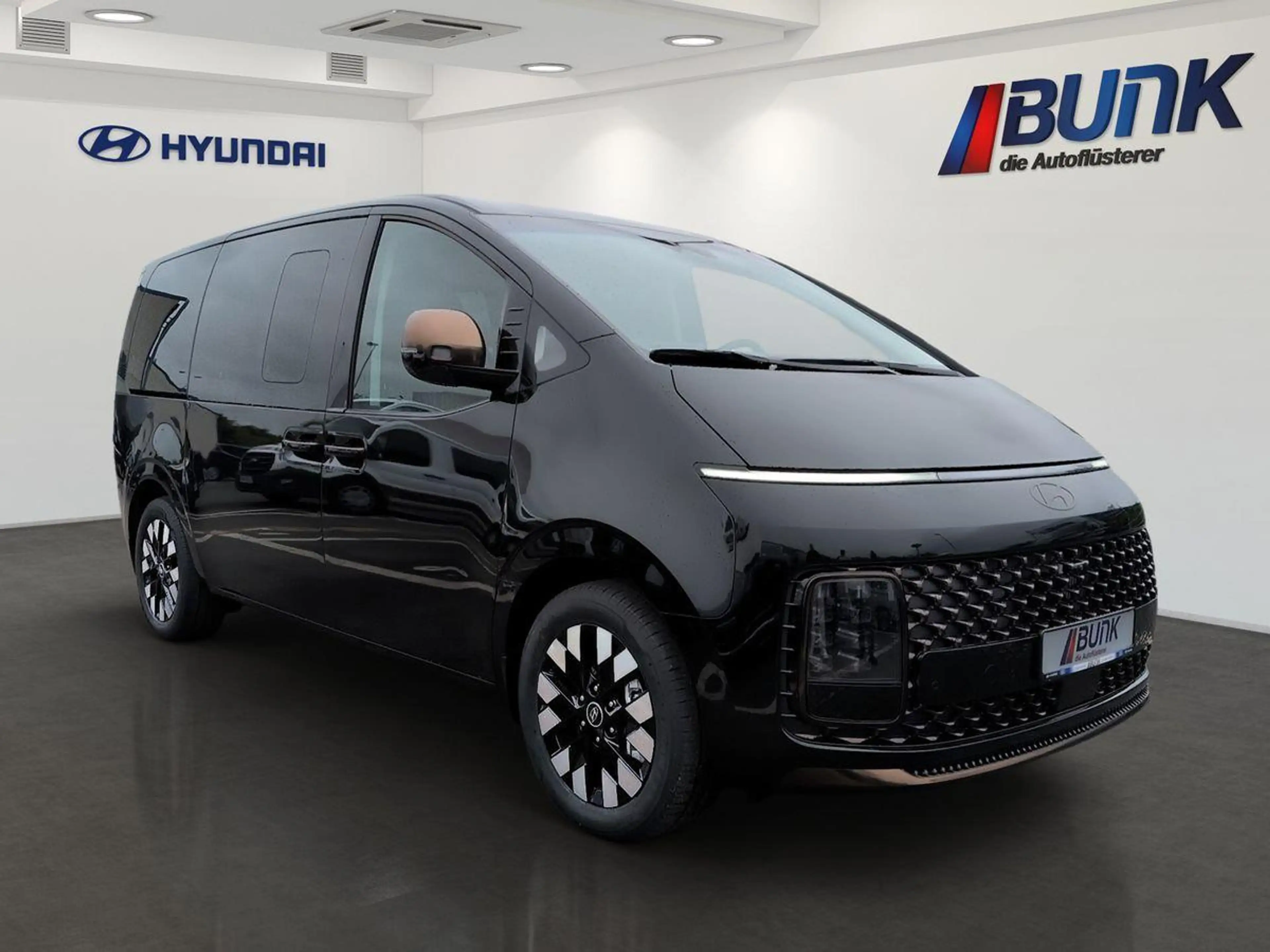 Hyundai STARIA Signature 1.6L / 360° Kamera / Sitzklima — photo 12