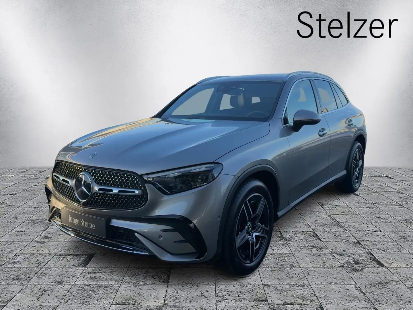 Mercedes-Benz GLC 220 d 4MATIC Distr KeyGo PTS Shz Navi MBUX Silber - 2