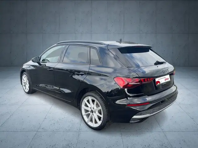 Audi A3 view 4