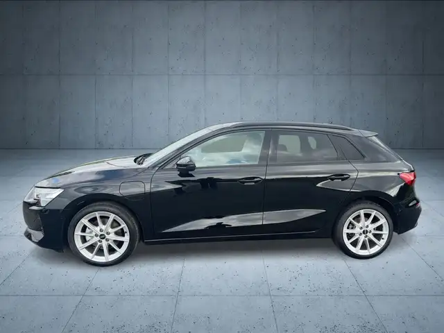 Audi A3 view 3