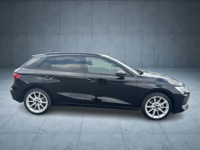 Audi A3 view 7