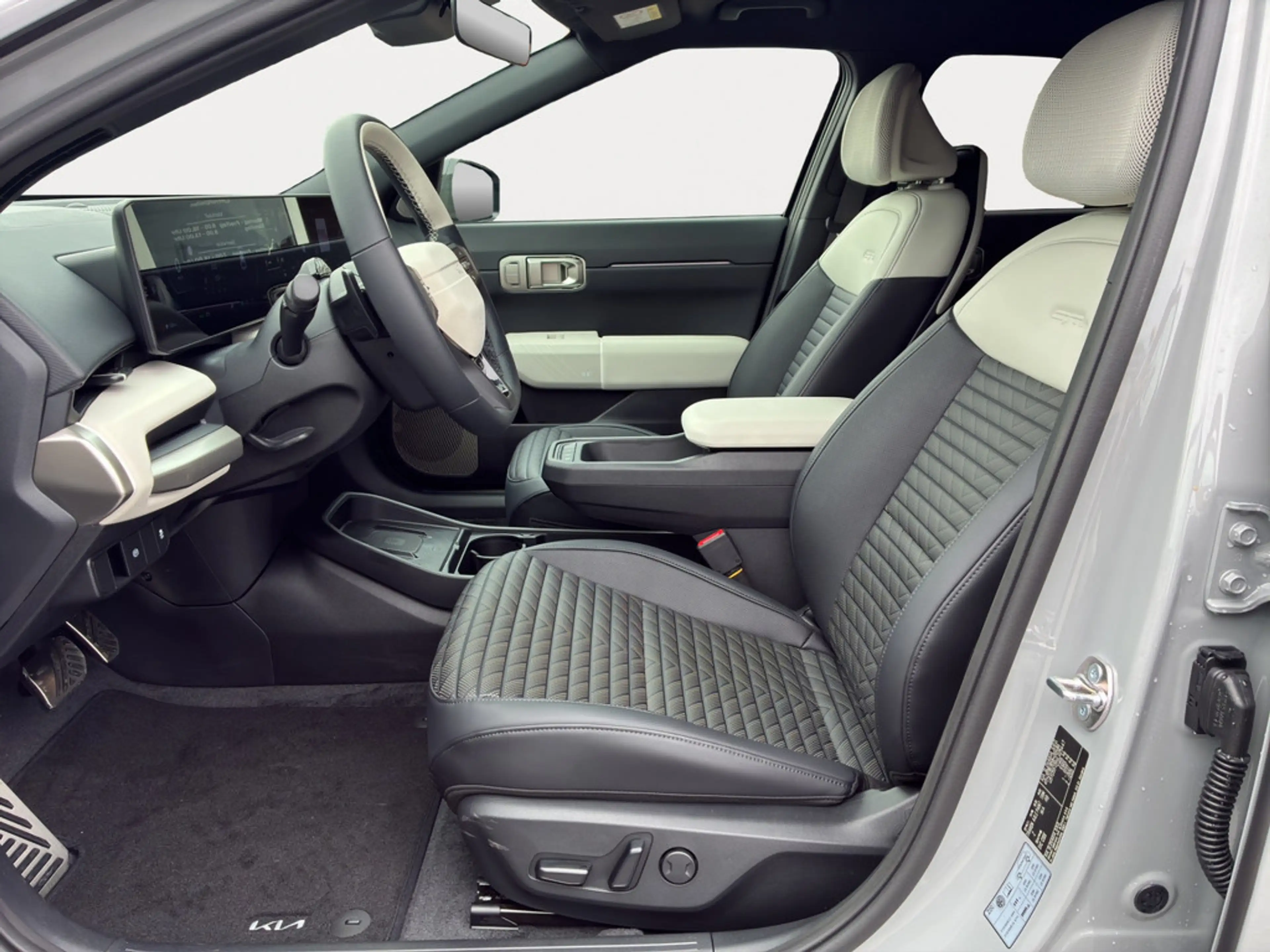 Kia EV4 81,4kWh GT-Line | LEDER | NAVI | SHZ — photo 7