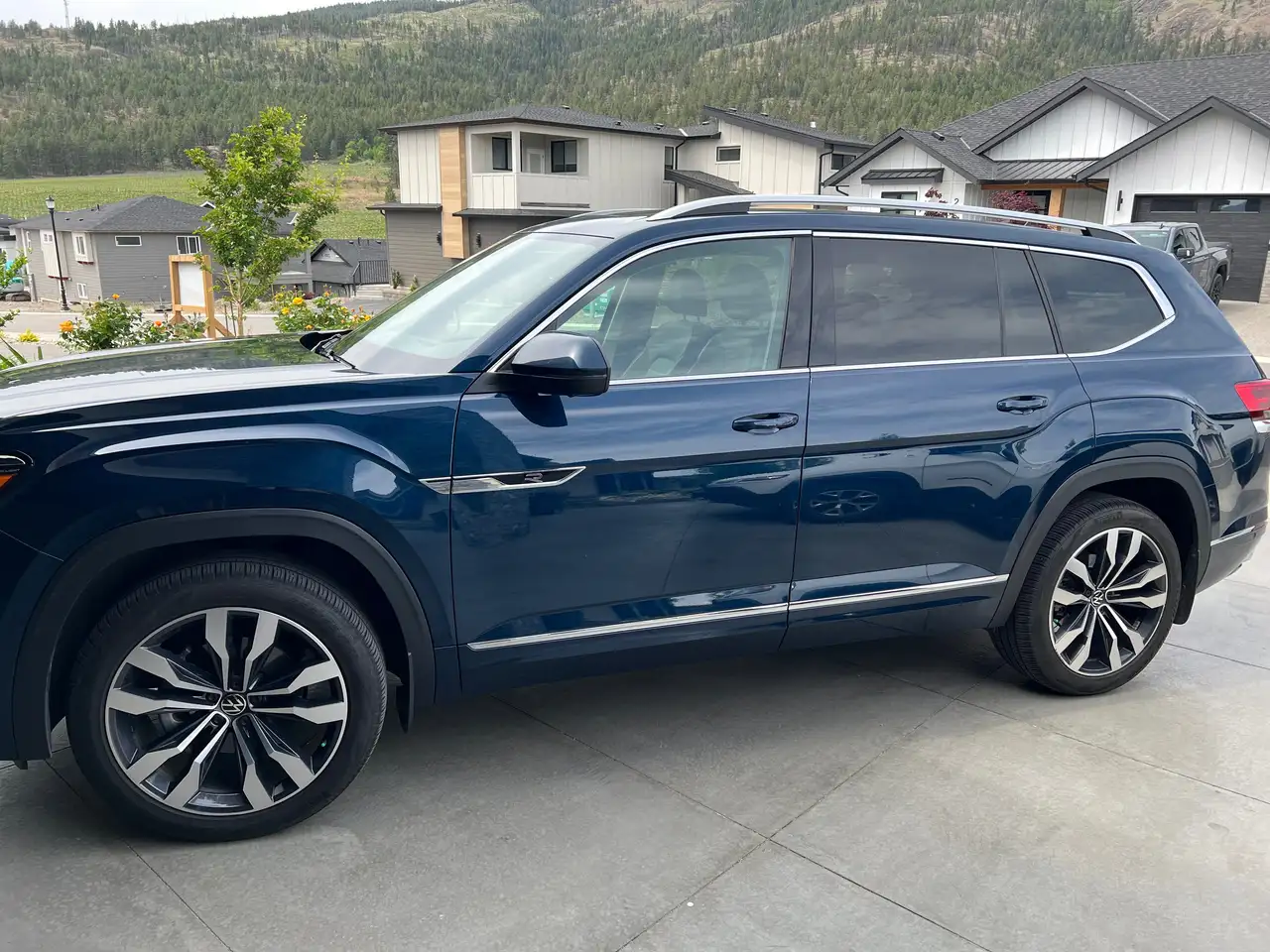 Volkswagen Atlas снимка Volkswagen Atlas