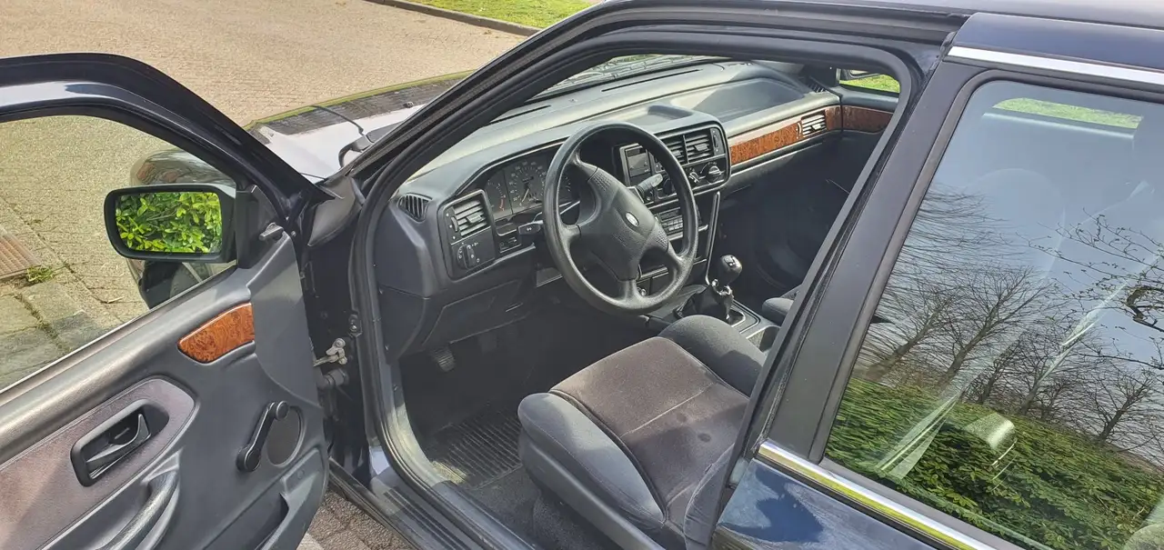 Ford scorpio 2.0 clx, foto 11