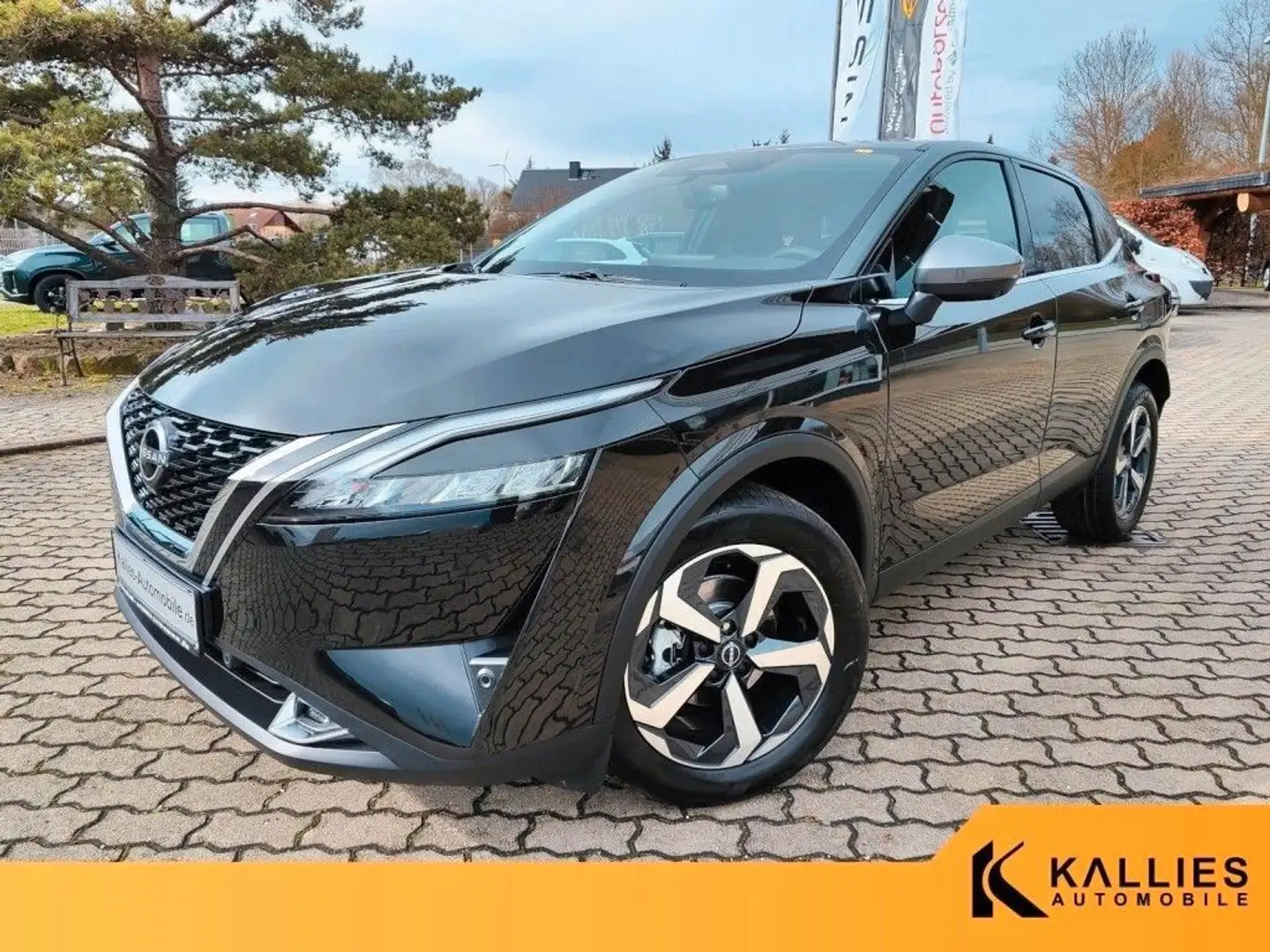 Nissan Qashqai 1.3 MHEV Tekna+ PANO+HUD+BOSE+SHZ Schwarz - 1