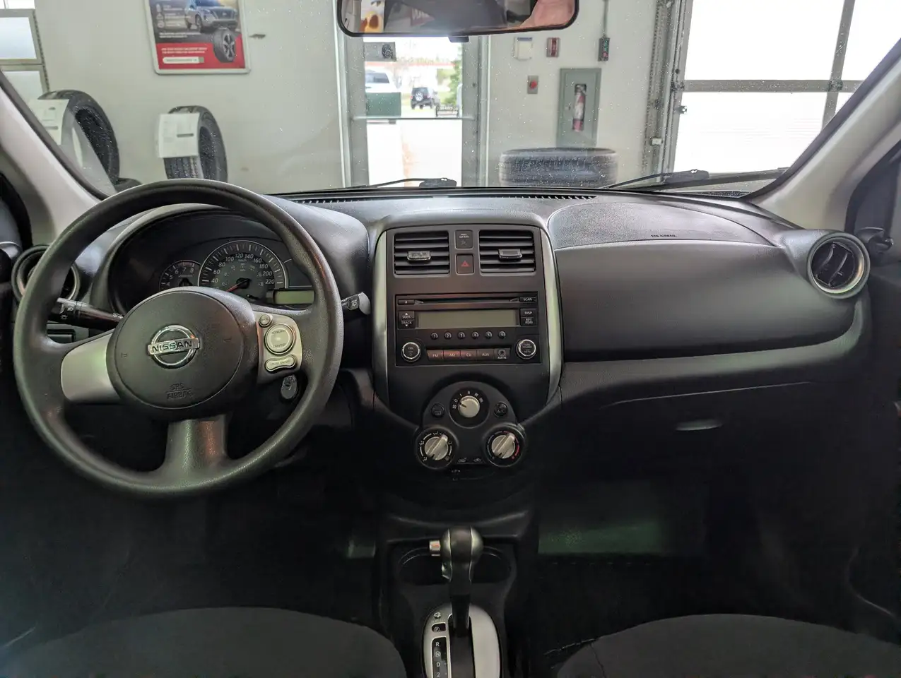 Nissan Micra снимка Nissan Micra