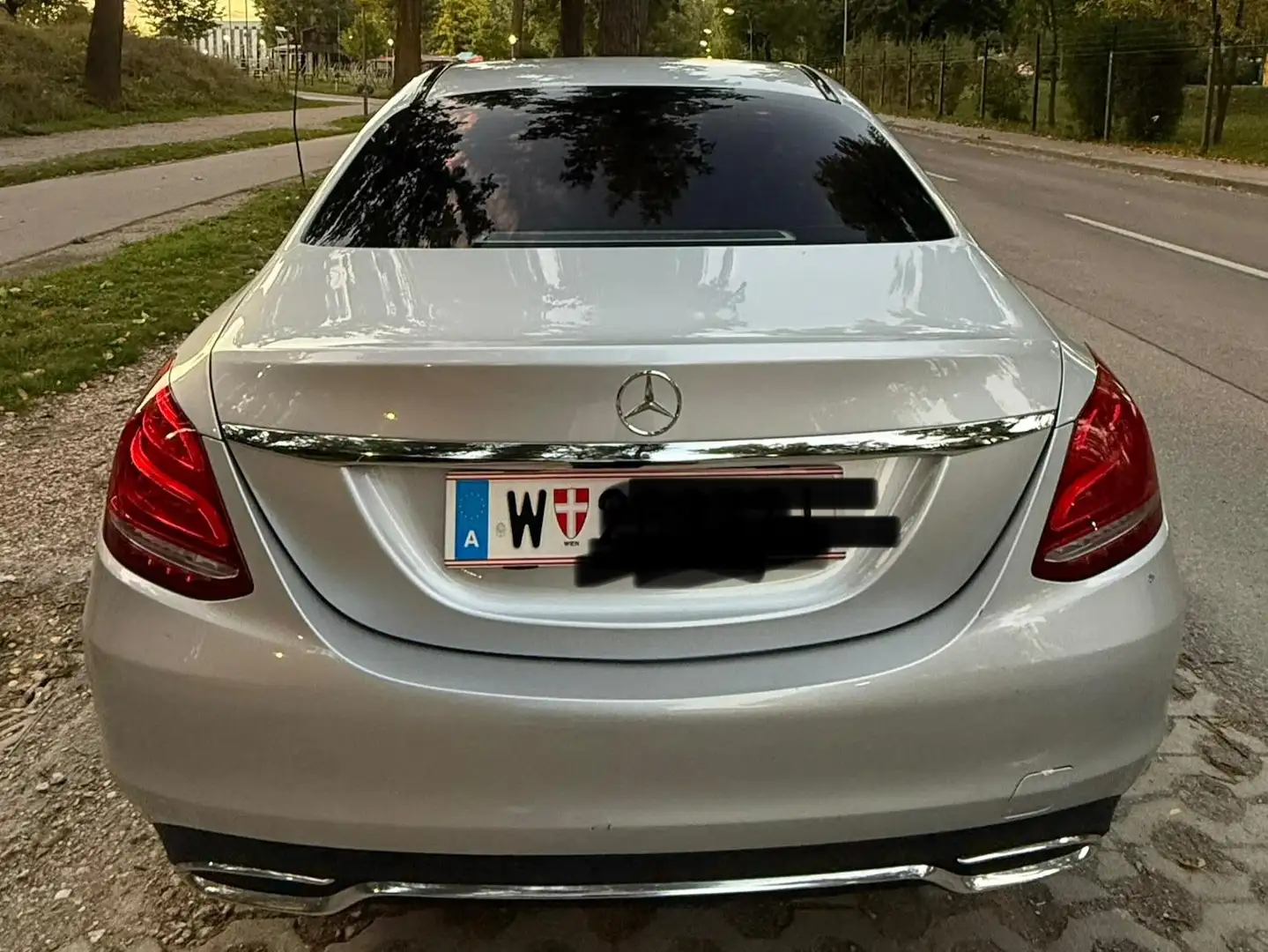 Mercedes-Benz C 180 C 180 d Aut. Grau - 2