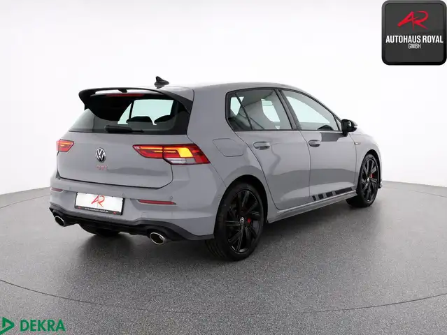 Volkswagen Golf view 5