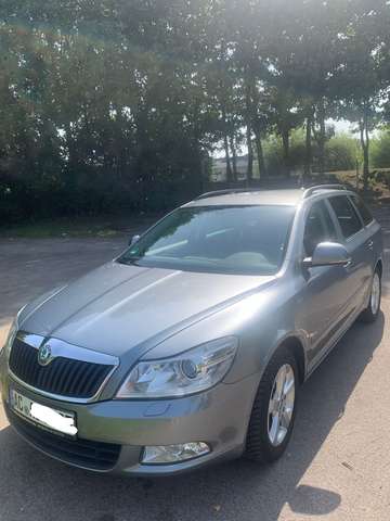 Skoda Octavia Combi 1.8 TSI DSG FAMILY