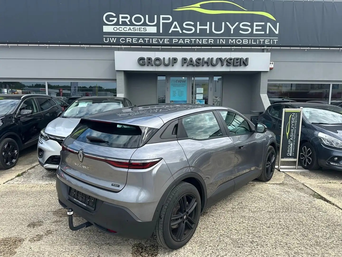 Renault Megane E-Tech Evolution 96kw Automaat Grijs - 2