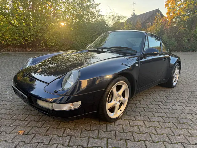Porsche 993 911 911 Carrera 2*Schalter*Deutsches Fahrzeug* 2 Hand
