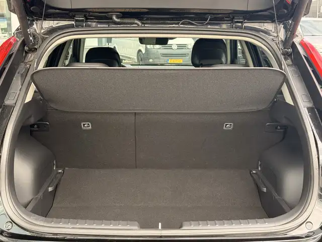 Kia E-Niro view 16