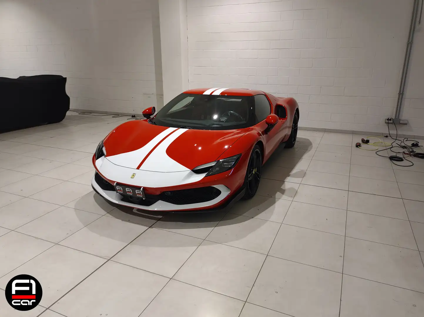 Ferrari 296 GTB ASSETTO FIORANO NUOVA LIVREA BIANCO CERVINO Rosso - 2