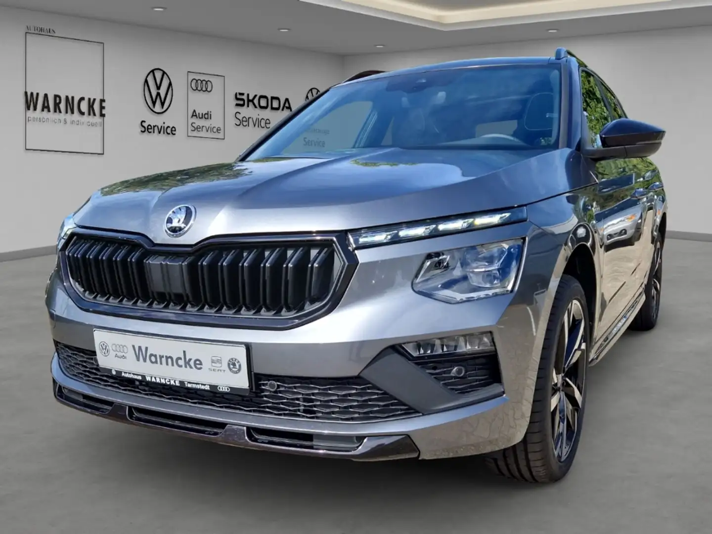 Skoda Kamiq 1.5 TSI Monte Carlo DSG MATRIX AHK GRA NAV PDC RFR Gris - 1