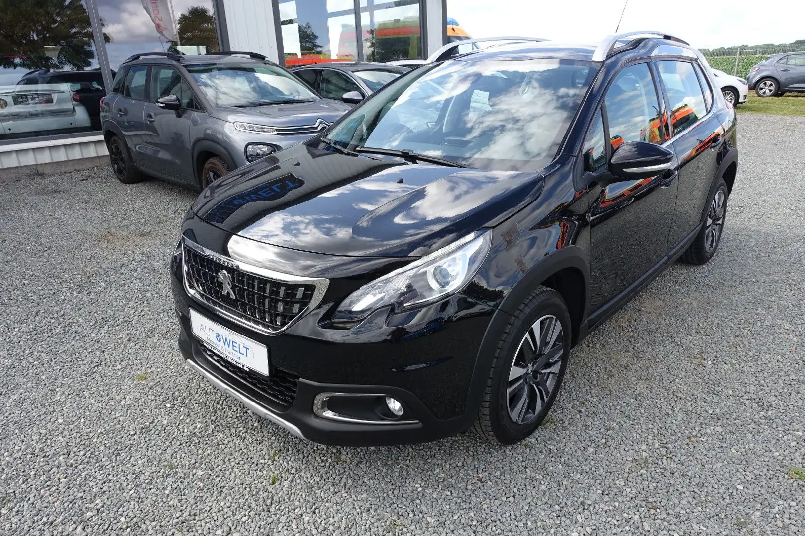 Peugeot 2008 1.2 110PS KLIMAAUT KAM APP NAVI LED TÜV NEU Schwarz - 2