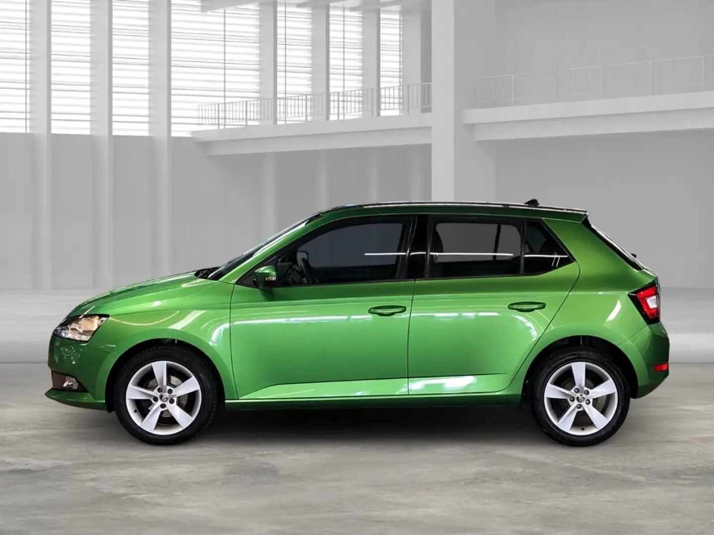 Skoda Fabia Cool Plus 1.0 MPI DAB SHZ PDC Alu Klima Freisprech Grün - 2