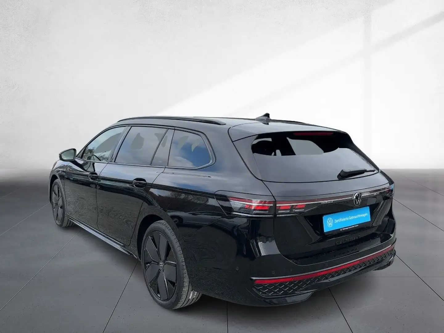 Volkswagen Passat Variant R-Line 1.5 TSI eHybrid 6-Gang-DSG Schwarz - 2