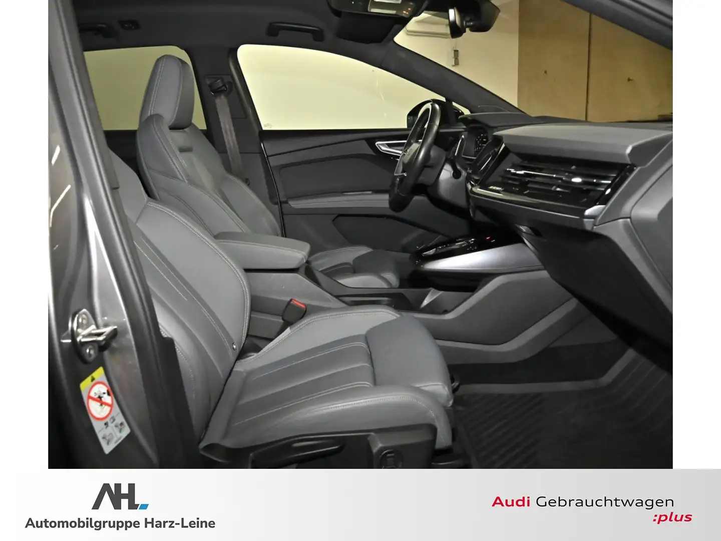 Audi Q4 e-tron 40 AHK s line edition one Grau - 2