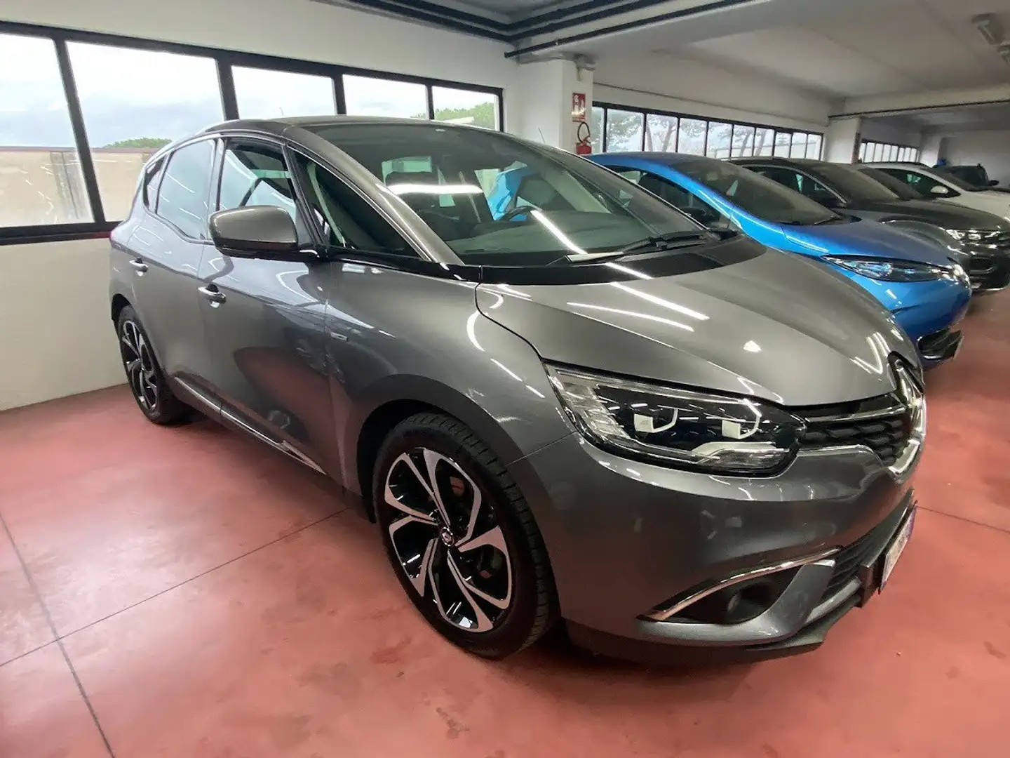 Renault Scenic Scenic 1.2 tce energy Bose 130cv Gris - 2