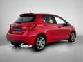 Toyota Yaris 1.5 Hybrid Dynamic | LM velgen | Full map navigati Rood - thumbnail 2
