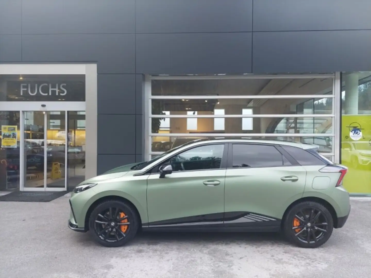 MG MG4 XPower 64kWh Vert - 2