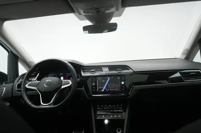 Volkswagen Touran view 15
