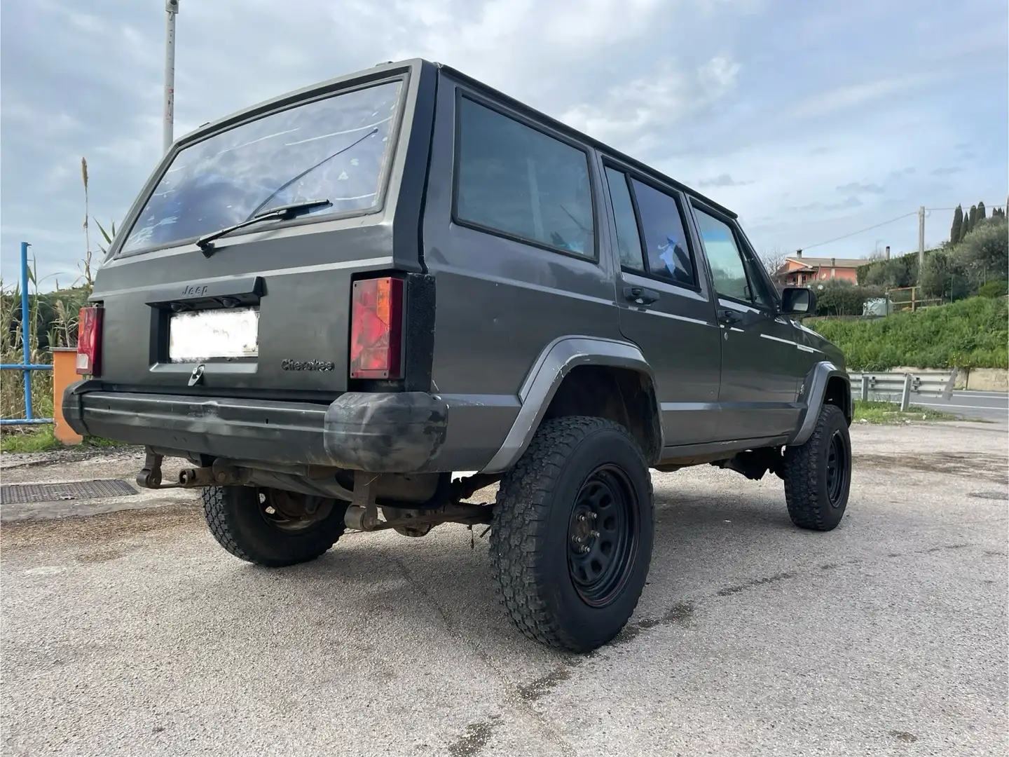 Jeep Cherokee 5p 2.1 td Chief iscritta asi !! Gancio traino Gris - 2
