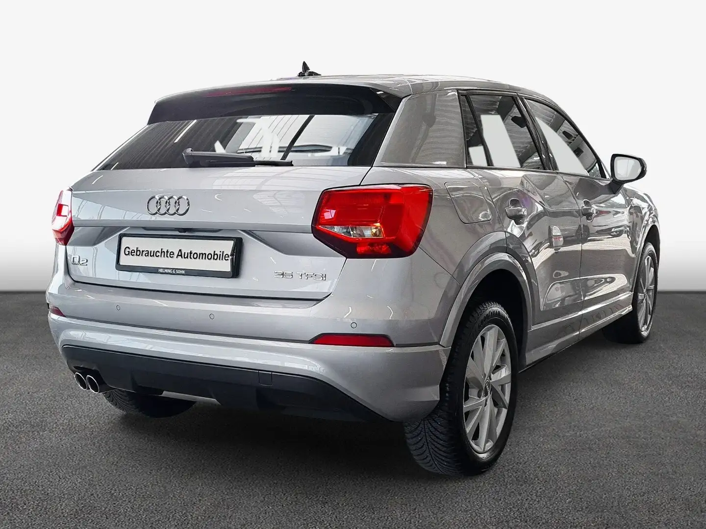 Audi Q2 35 TFSI DAB ACC RFK Klimaaut. PDC uvm. Silber - 2