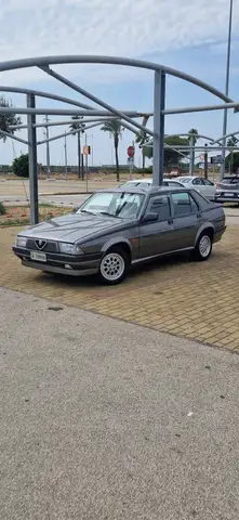 Alfa Romeo 75