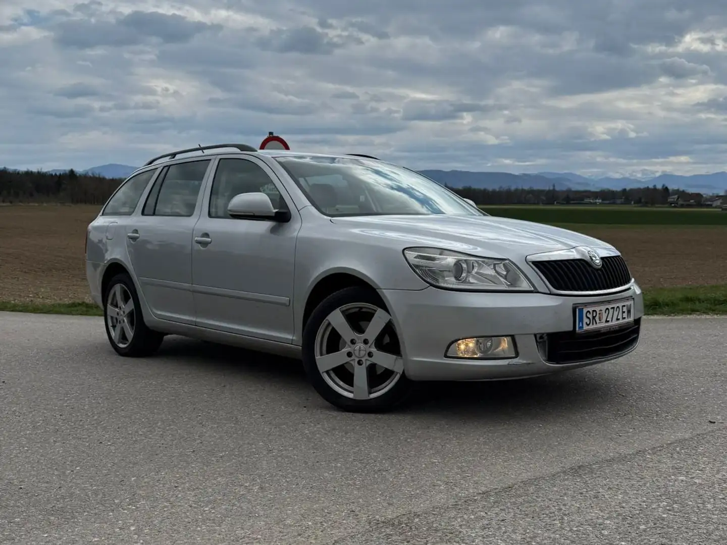 Skoda Octavia Combi 1,6 TDI CR DSG DPF - 1