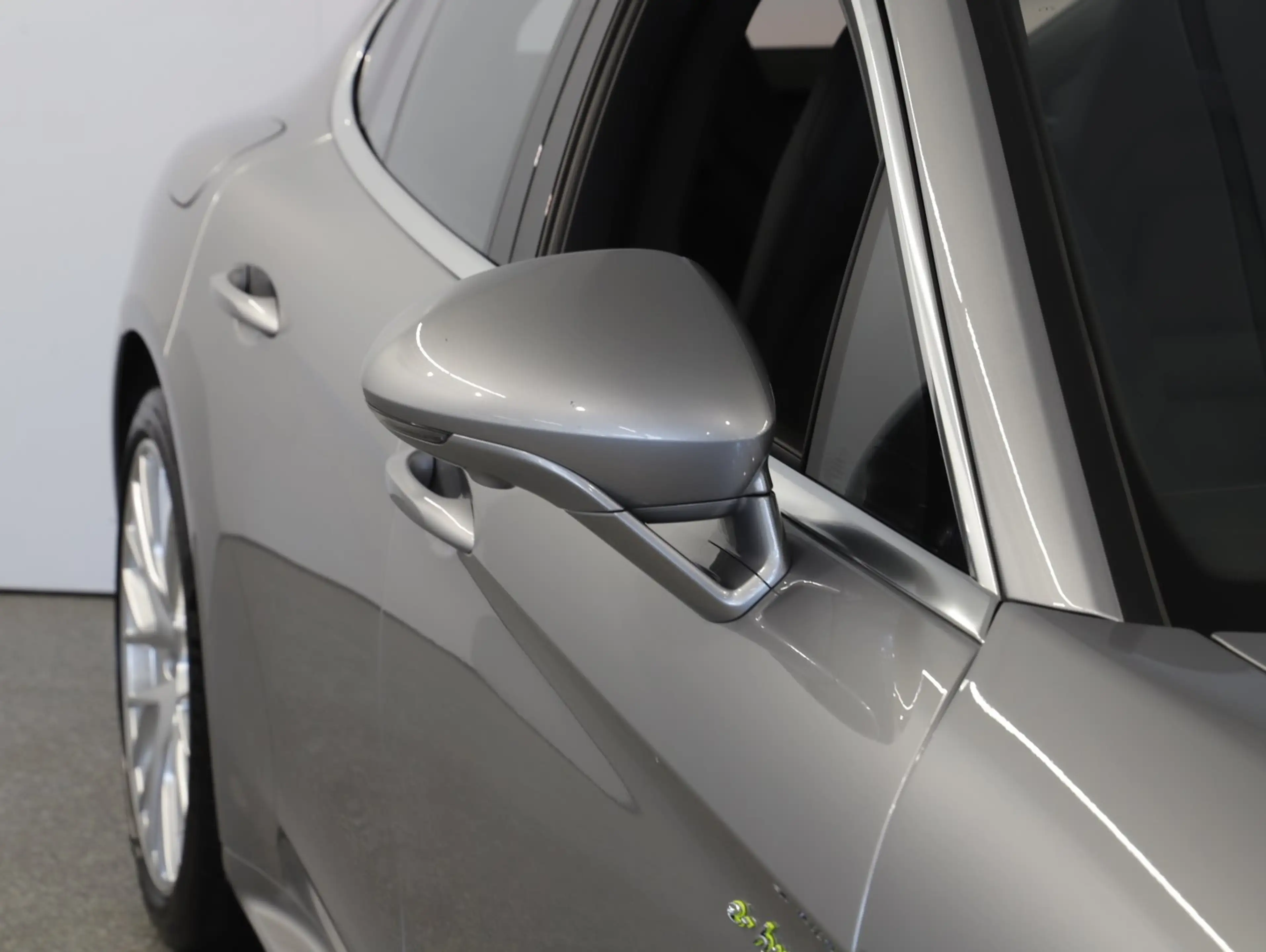 Porsche Panamera 4S E-Hybrid G2 II — photo 12